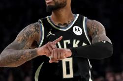 开云体育下载-乌拉圭正面击溃利物浦，金玟哉在NBA总决赛接管比赛