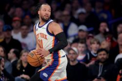 开云体育下载-奥运周期关键战之夜，字母哥带队取胜