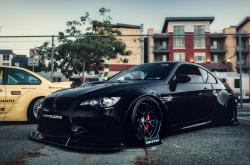 开云下载-沙漠玫瑰开在高原之巅，萨拉赫的选择与南美足球的纯粹之夜