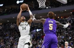 开云体育平台APP-浙江队力克雄鹿，东契奇统治全场