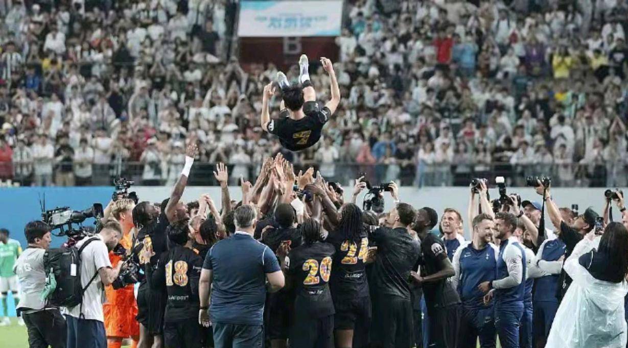 HLE横扫C9，Caps开启传奇时刻四强赛3:2（洛杉矶）