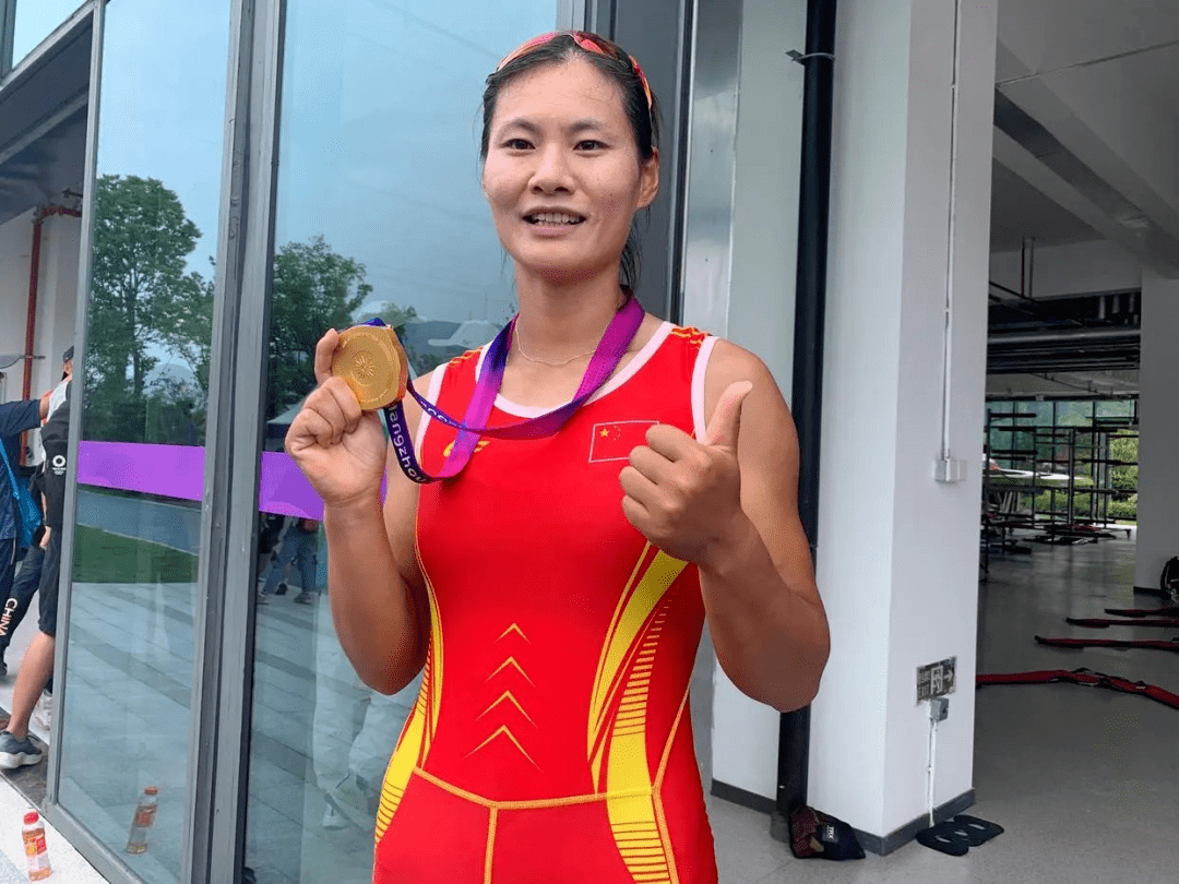 乌克兰运动员勇夺金牌，炙手可热