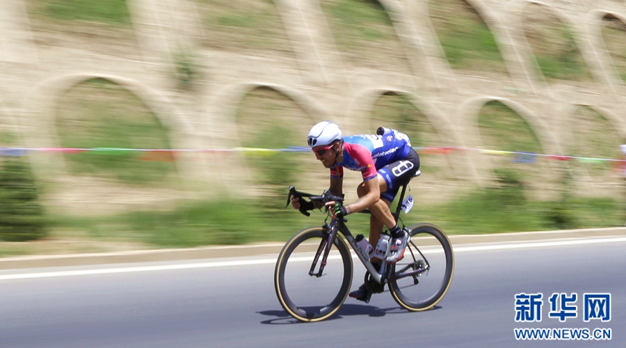 日本队鏖战马来西亚队，黄鸭组合高光表现