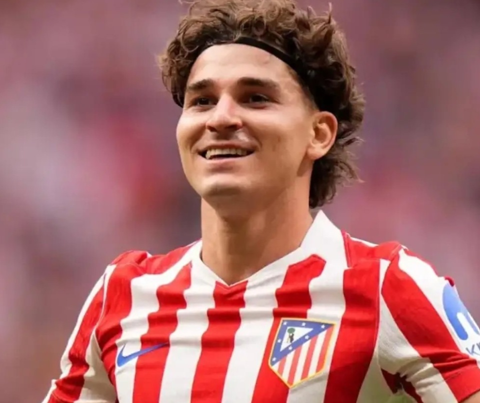 阿尔瓦雷斯扛起全队,亚特兰大鏖战曼城 阿尔瓦雷斯扛起全队,亚特兰大鏖战曼城