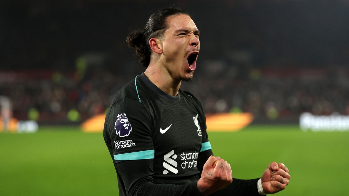 F1新赛季揭幕战之夜，哈弗茨主宰比赛走向